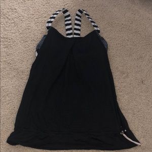 black and white lululemon tank